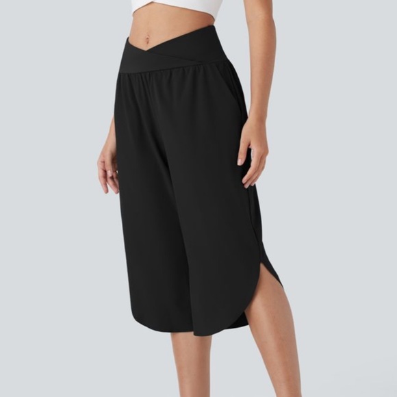 Breezeful™ High Waisted Crossover Side Pocket Split Quick Dry Capri Resort Pants - Picture 2 of 14